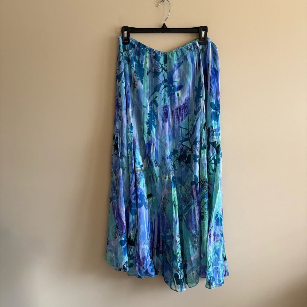 Reba Vibrant Blue and Green Shirt and Skirt Matching Set, 100% Silk, Size M - Picture 8 of 13